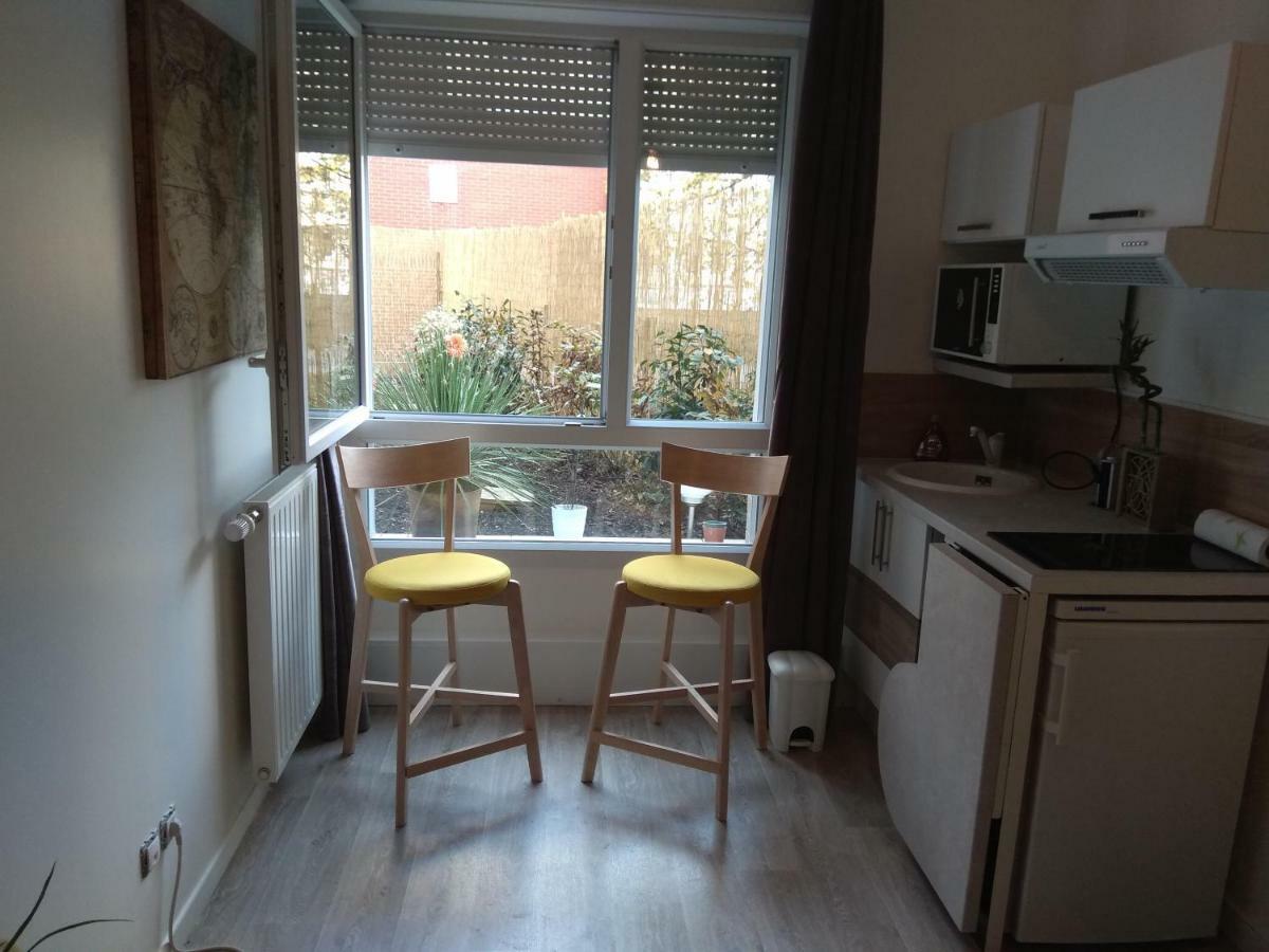 Chic Studio Near Paris Apartamento Saint-Denis  Exterior foto