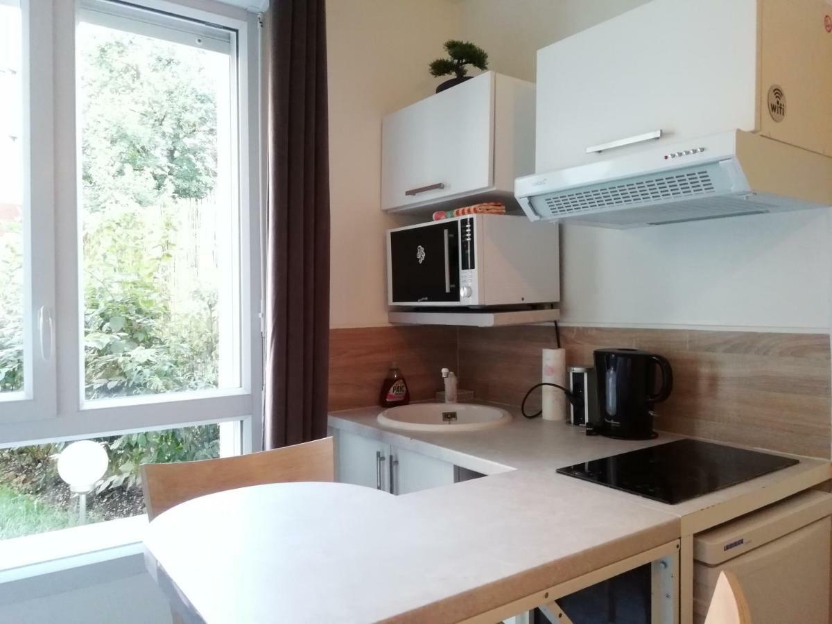 Chic Studio Near Paris Apartamento Saint-Denis  Exterior foto