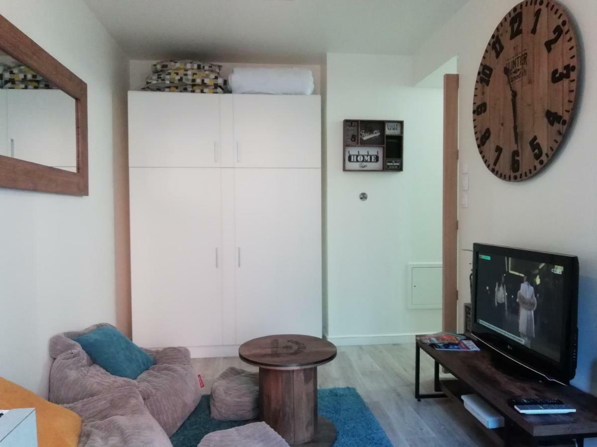 Chic Studio Near Paris Apartamento Saint-Denis  Exterior foto